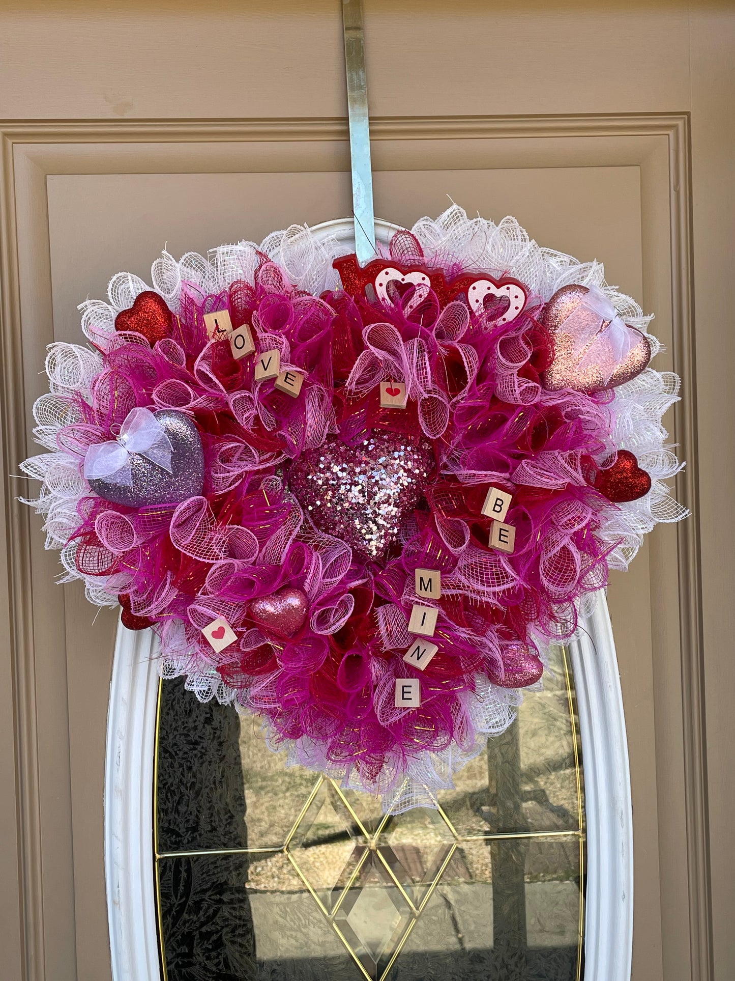 Medium Heart Shape Wreath Pink